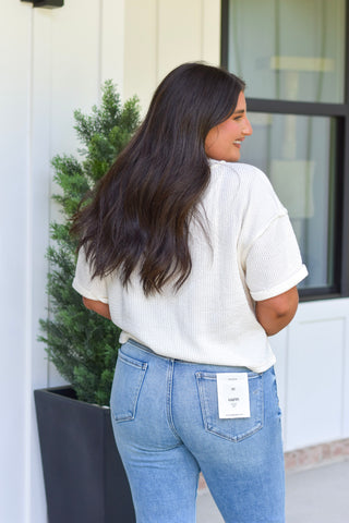 Basic Crop - Ivory