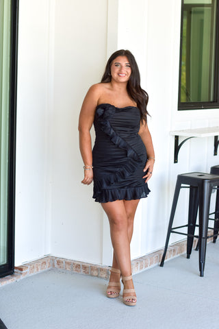 Strapless Ruffle - Black