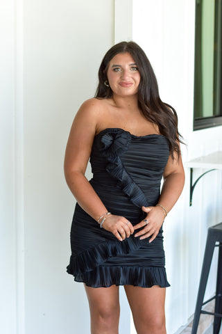 Strapless Ruffle - Black