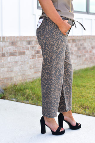 Leo Tie Denim