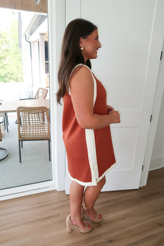 Sleeveless Contrast Dress - Ginger