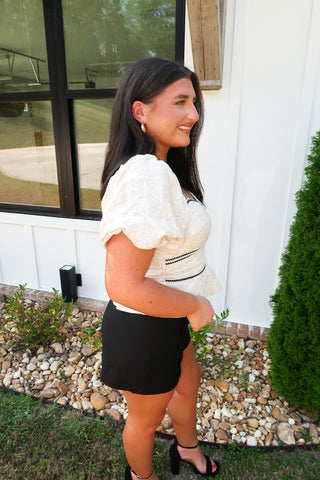 Contrast Trim Top