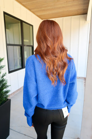 Essential Sweater - Blue