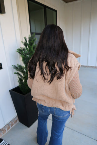 Fleece Vest - Tan