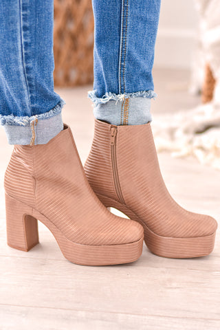 Parkside Boot - Beige - Lavish Tuscaloosa